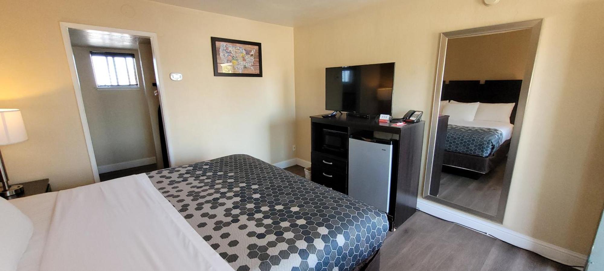 Econo Lodge Sacramento Convention Center Экстерьер фото